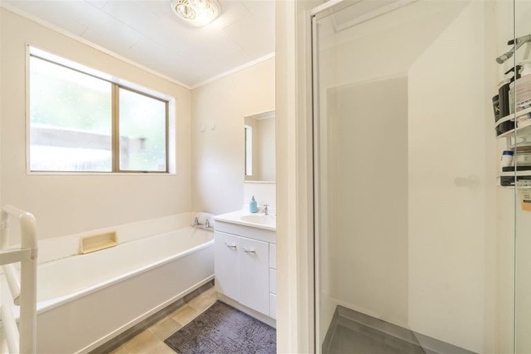 Photo of property in 14 Dakota Grove, Totara Park, Upper Hutt, 5018