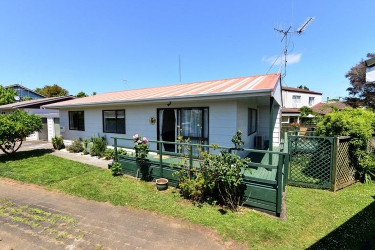 Photo of property in 7/55 Tuhikaramea Road, Dinsdale, Hamilton, 3204