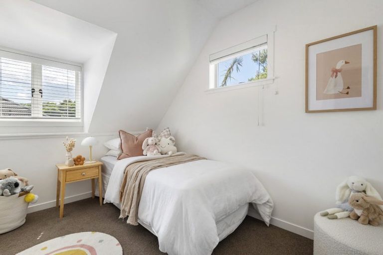 Photo of property in 1/35 Merani Street, Narrow Neck, Auckland, 0622