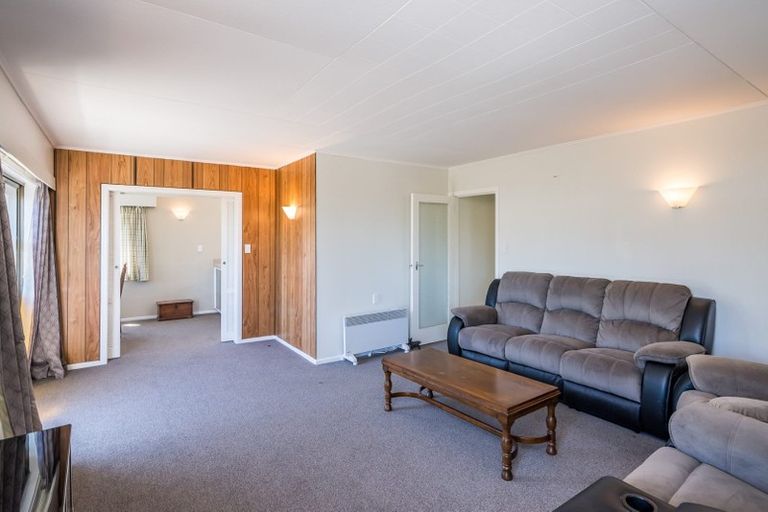 Photo of property in 16 Wharemauku Road, Raumati Beach, Paraparaumu, 5032
