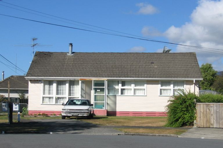 Photo of property in 38 Ngata Grove, Trentham, Upper Hutt, 5018