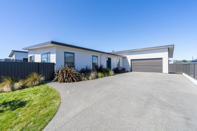 Photo of property in 28 Burnby Drive, Te Anau, 9679