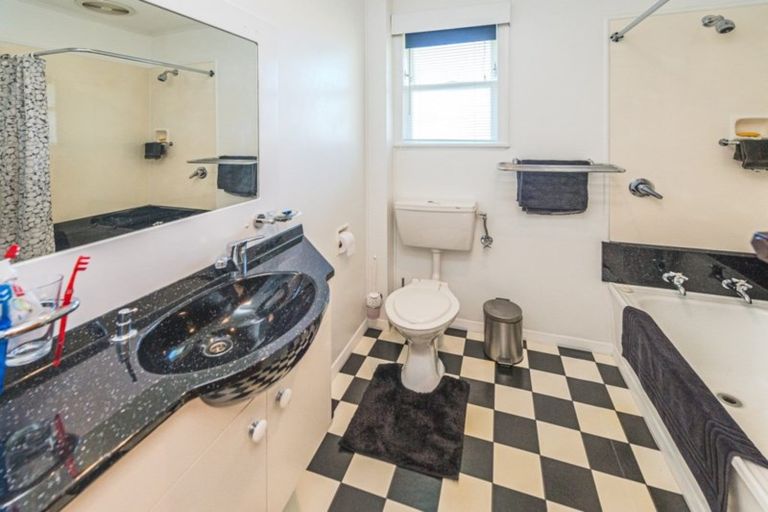 Photo of property in 172 Paterson Street, Aramoho, Whanganui, 4500