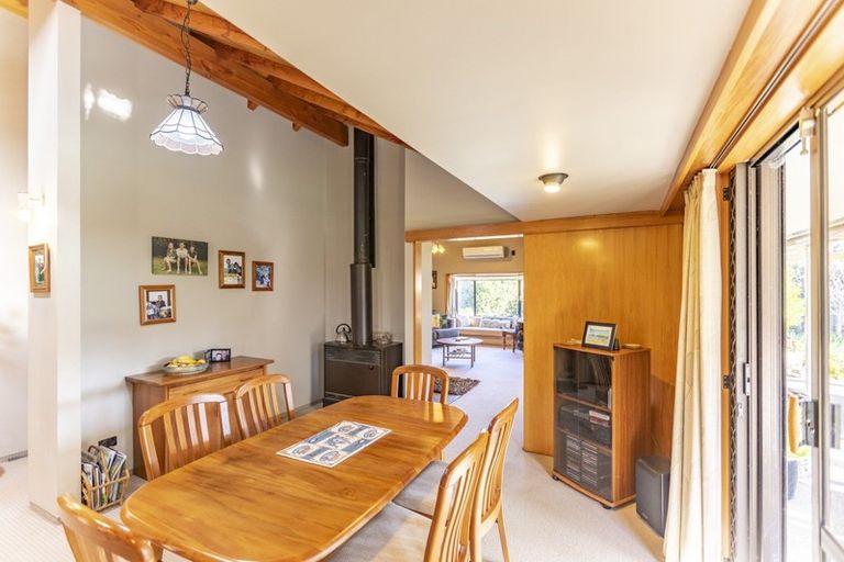 Photo of property in 36 Church Street, Waipawa, 4210