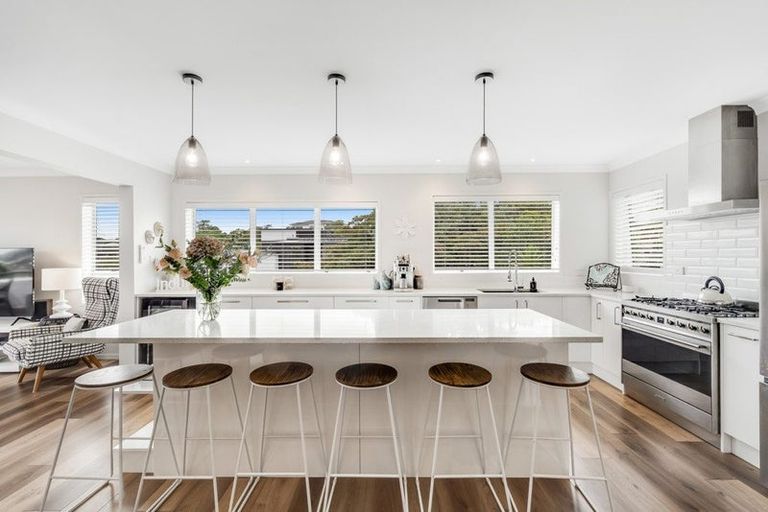 Photo of property in 19 Clovelly Road, Bucklands Beach, Auckland, 2012