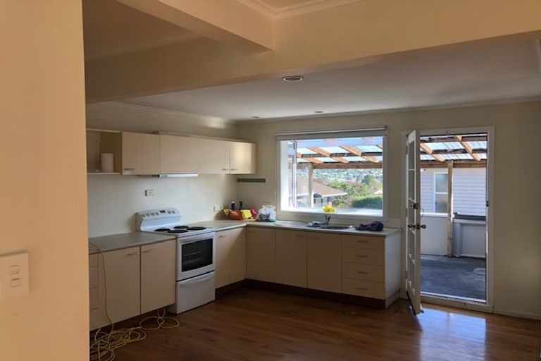 Photo of property in 25 William Souter Street, Forrest Hill, Auckland, 0620