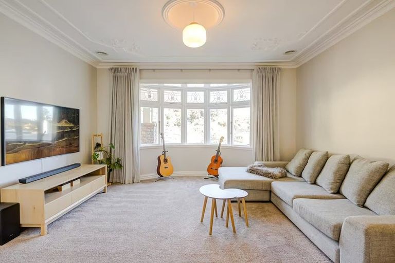 Photo of property in 565 Broadway, Miramar, Wellington, 6022