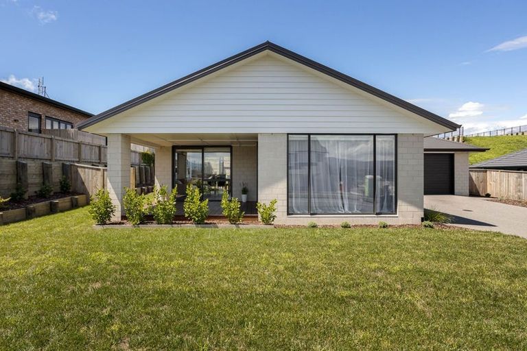 Photo of property in 22 Stingray Drive, Omokoroa, 3114