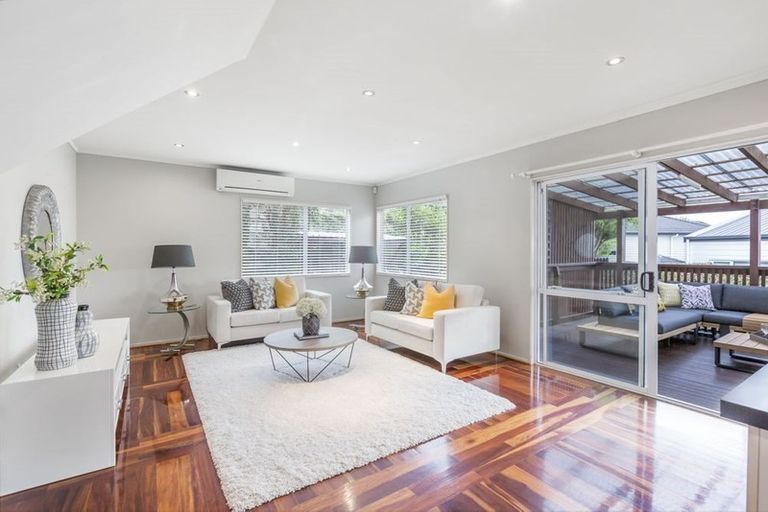 Photo of property in 1/15 Kennedy Avenue, Forrest Hill, Auckland, 0620