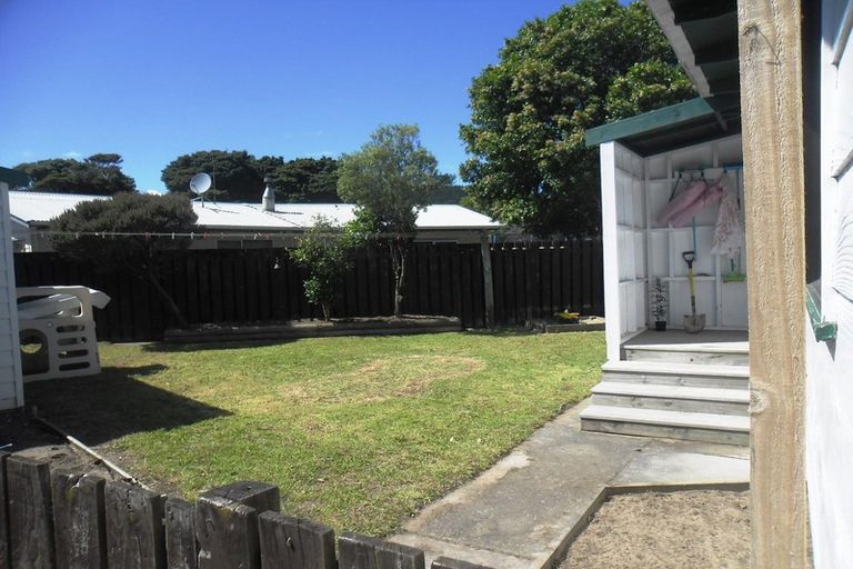 Photo of property in 6 Linwood Drive, Paraparaumu, 5032