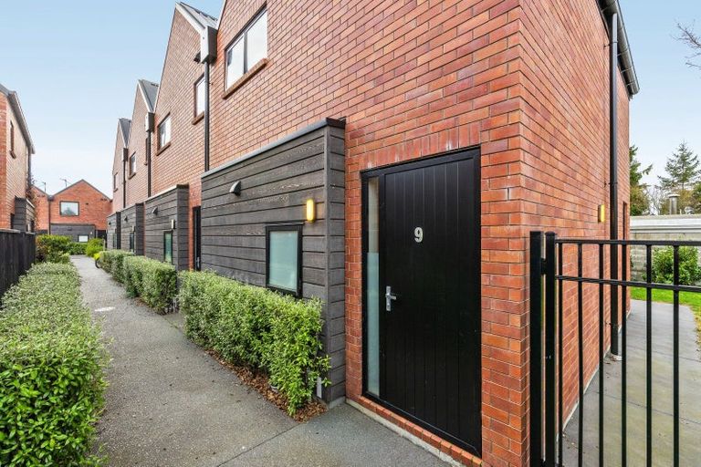 Photo of property in 9/66 Innes Road, St Albans, Christchurch, 8052