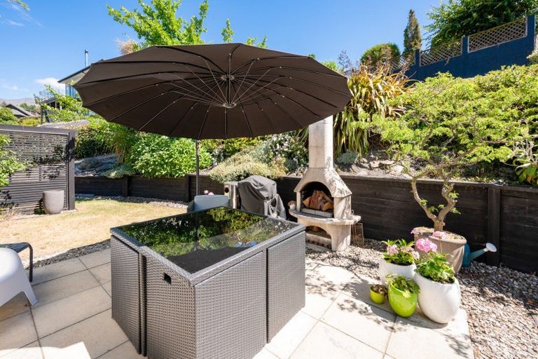 Photo of property in 16 Plantation Road, Wanaka, 9305