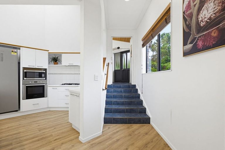 Photo of property in 18 Ngahere Road, Pukekohe, 2120