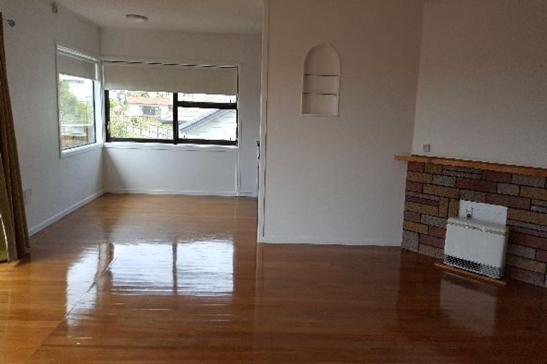 Photo of property in 3 Tudor Place, Mairangi Bay, Auckland, 0630