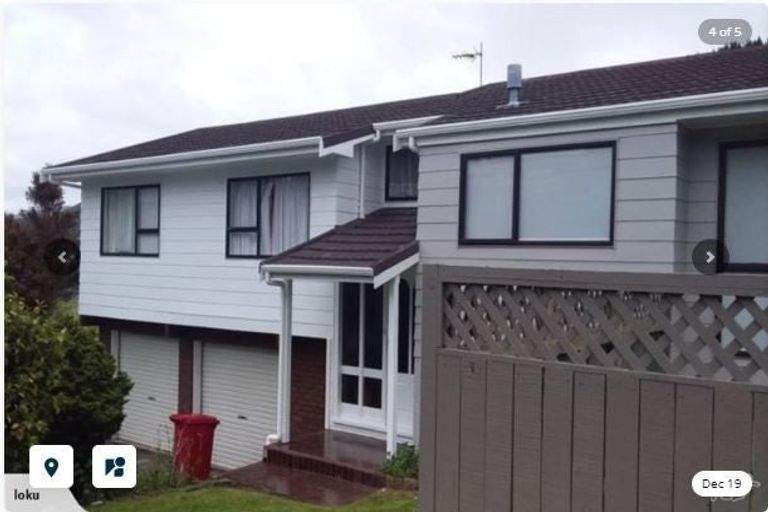 Photo of property in 79 Victory Crescent, Tawa, Wellington, 5028