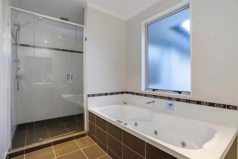 Photo of property in 202b Beach Road, Campbells Bay, Auckland, 0630