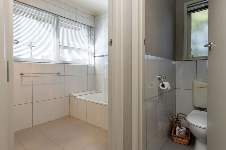 Photo of property in 15 Charles Crescent, Rainbow Point, Taupo, 3330