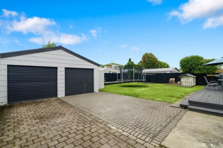 Photo of property in 27 Owhatiura Drive, Lynmore, Rotorua, 3010