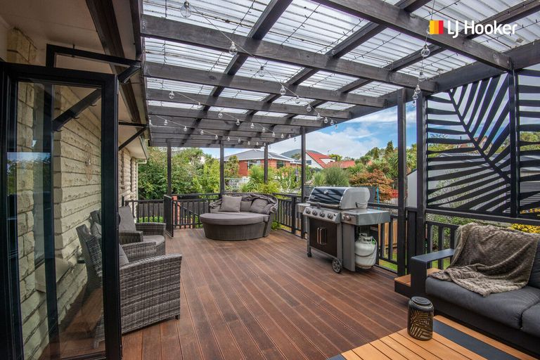 Photo of property in 12 Hogan Place, Fairfield, Dunedin, 9018