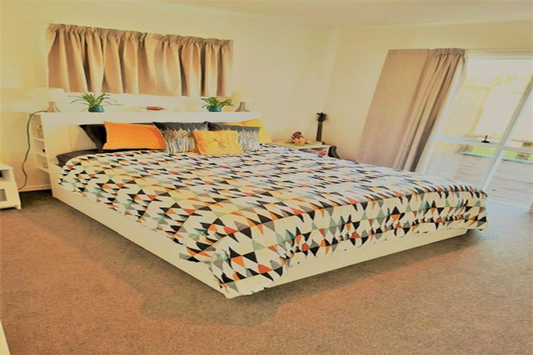 Photo of property in 36 Whitby Avenue, Whitianga, 3510