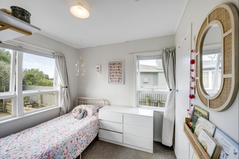 Photo of property in 26 James Foley Avenue, Pirimai, Napier, 4112