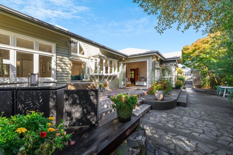 Photo of property in 60 Caledonian Road, St Albans, Christchurch, 8014