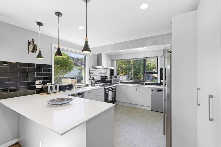 Photo of property in 149 Stokes Valley Road, Stokes Valley, Lower Hutt, 5019