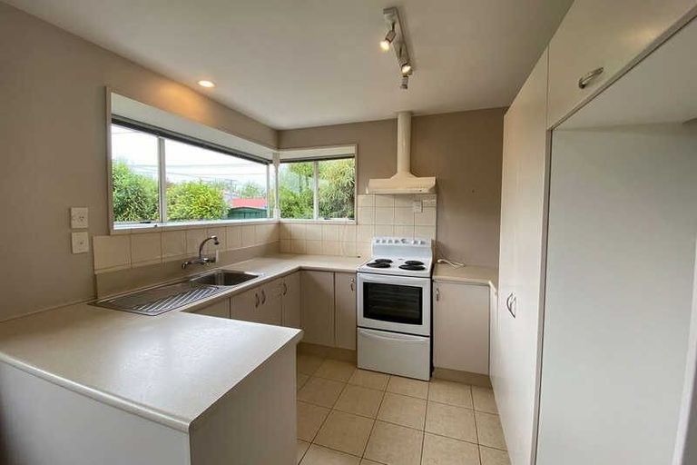 Photo of property in 135 Hawford Road, Opawa, Christchurch, 8023