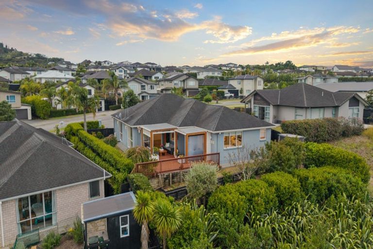 Photo of property in 21 Flavell Drive, Orewa, 0931