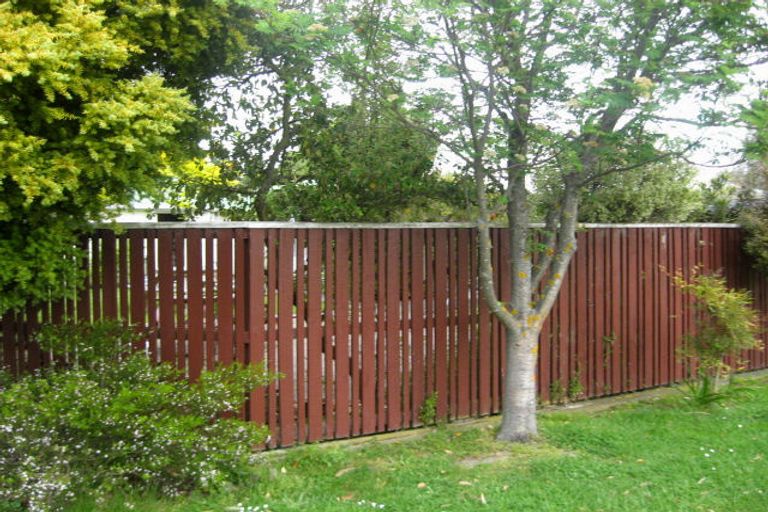 Photo of property in 25 Penfold Square, Leithfield, 7481