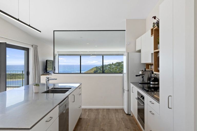 Photo of property in 105b Moncks Spur Road, Redcliffs, Christchurch, 8081