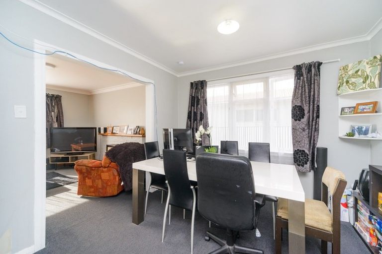 Photo of property in 65 Highbury Avenue, Highbury, Palmerston North, 4412
