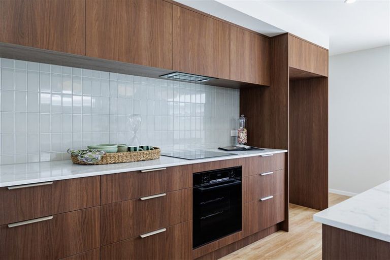 Photo of property in 63 Pelorus Avenue, Poraiti, Napier, 4112