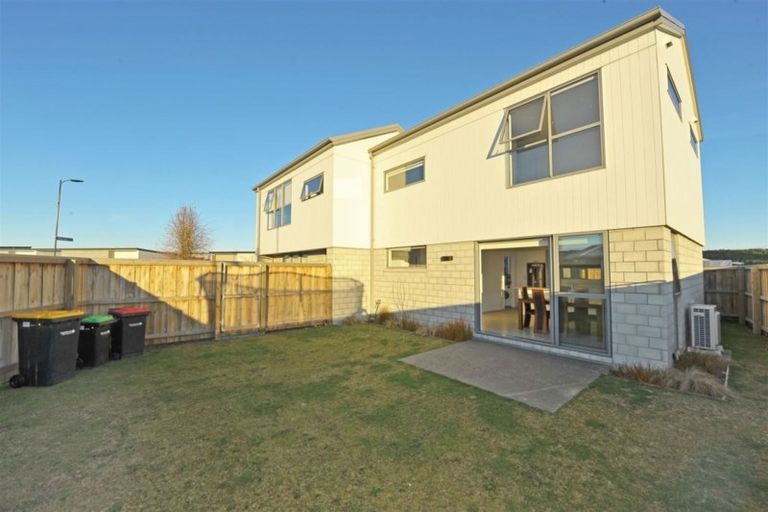 Photo of property in 33 William Dawson Crescent, Wigram, Christchurch, 8025
