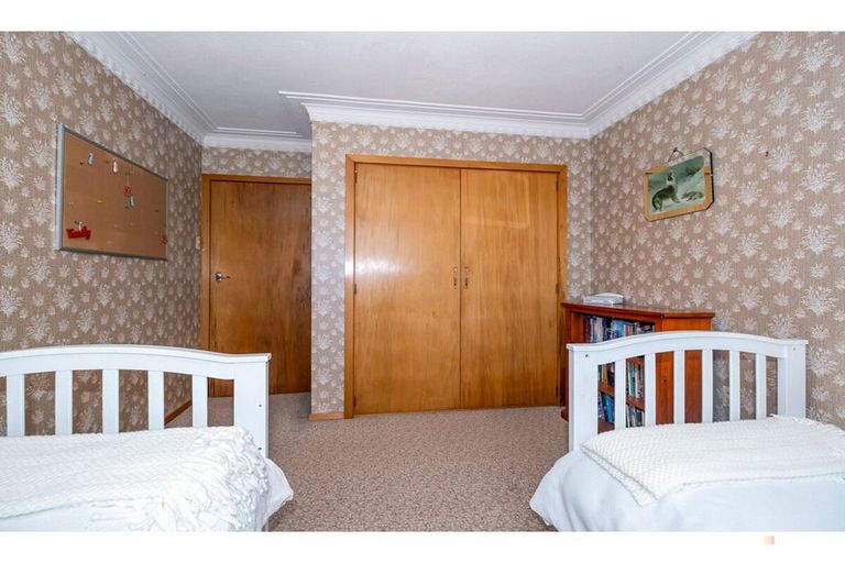 Photo of property in 1 Kennedy Crescent, Waimate, 7924