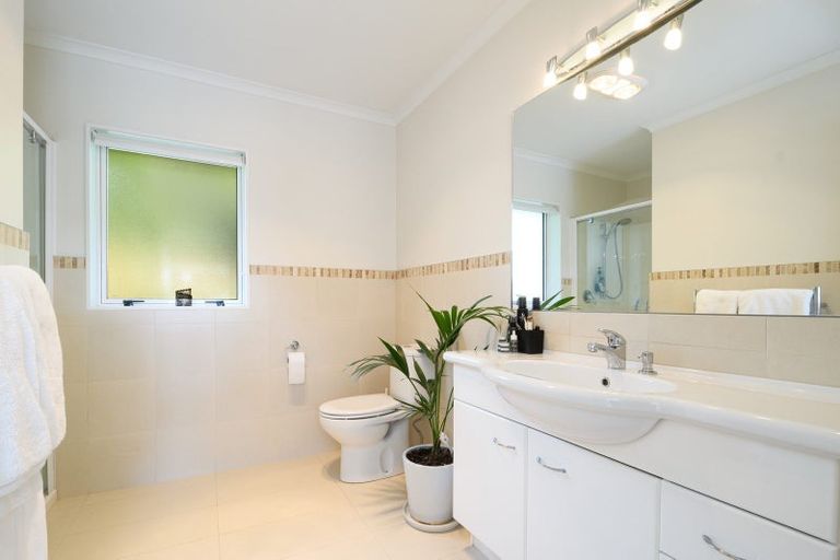 Photo of property in 26a Awhiorangi Promenade, Swanson, Auckland, 0816