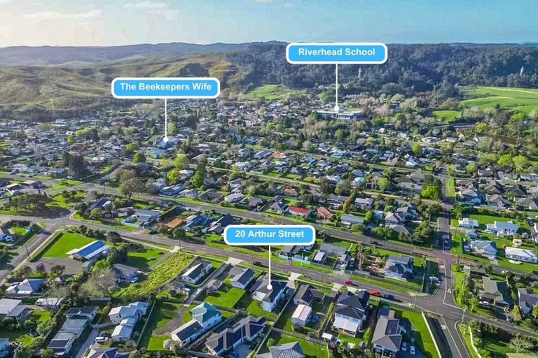 Photo of property in 20 Arthur Street, Riverhead, 0820