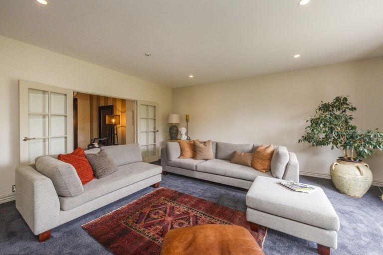 Photo of property in 17a Montgomery Terrace, Hokowhitu, Palmerston North, 4410