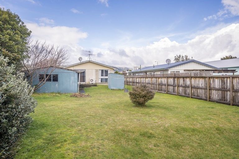 Photo of property in 69 Gray Avenue, Paraparaumu Beach, Paraparaumu, 5032