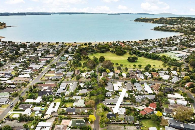 Photo of property in 14a Motuora Road, Manly, Whangaparaoa, 0930