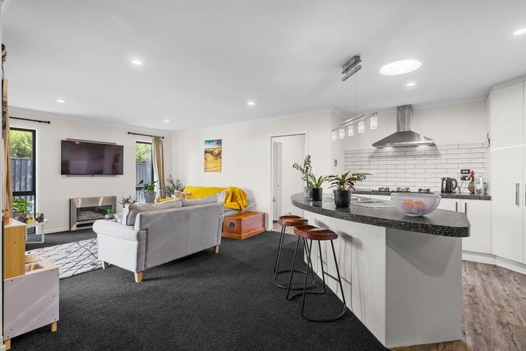 Photo of property in 444a Bower Avenue, Parklands, Christchurch, 8083