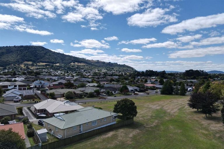 Photo of property in 2b Hoyte Place, Pukehangi, Rotorua, 3015