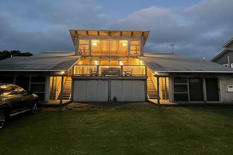 Photo of property in 42 Coleman Avenue, Waverley, 4591