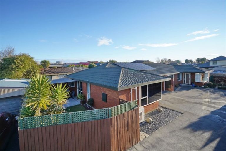 Photo of property in 2/109 Main North Road, Papanui, Christchurch, 8052