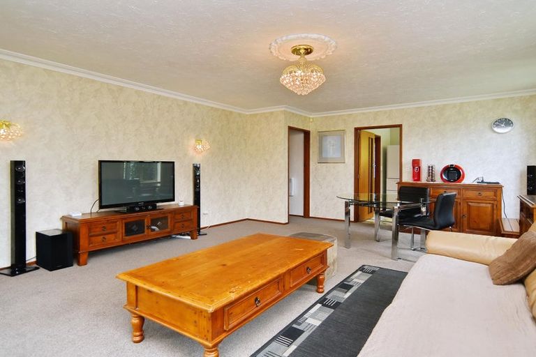 Photo of property in 2/513 Mairehau Road, Parklands, Christchurch, 8083