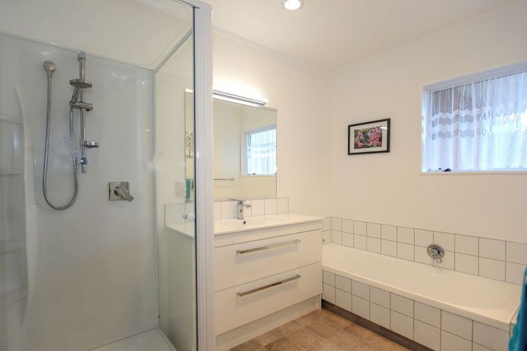 Photo of property in 8 Racecourse Way, Gate Pa, Tauranga, 3112