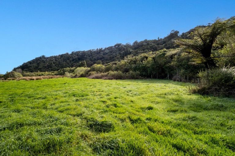 Photo of property in 29 Waiwhero Road, Barrytown, Runanga, 7873