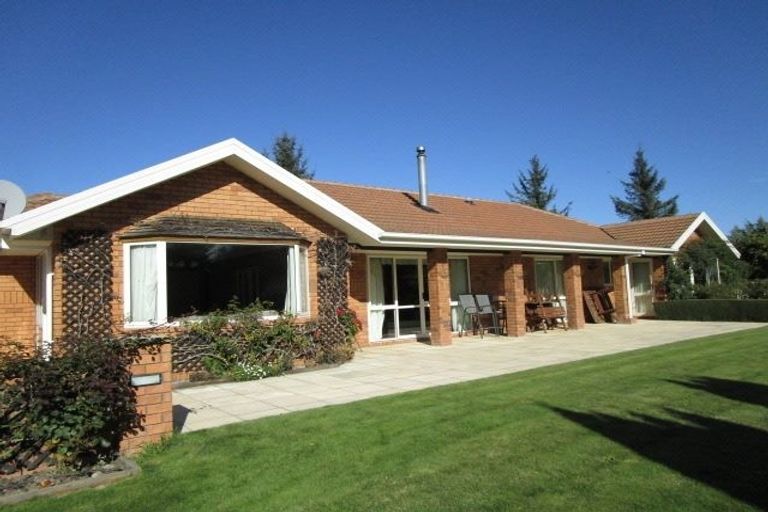 Photo of property in 10 Faith Place, West Melton, Christchurch, 7675