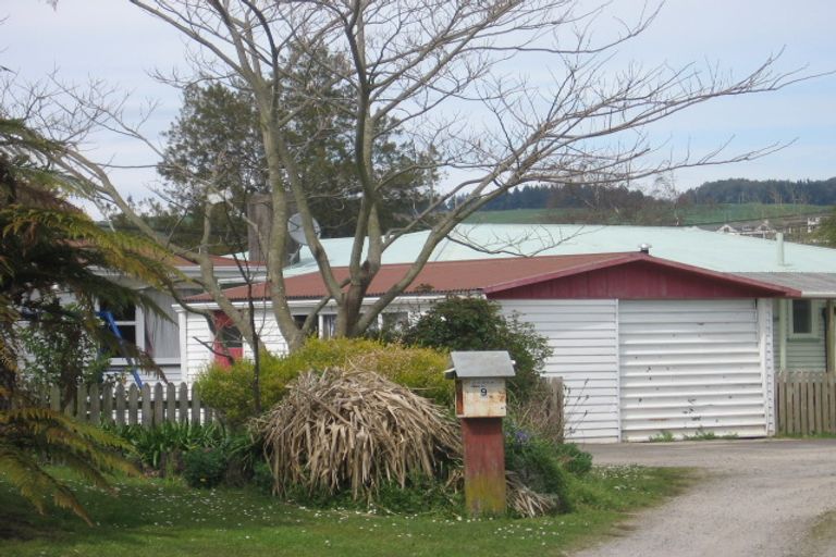 Photo of property in 9 Delphi Place, Pomare, Rotorua, 3015