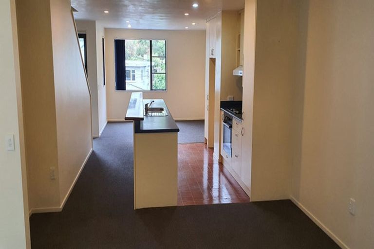 Photo of property in 36 Liardet Street, Vogeltown, Wellington, 6021